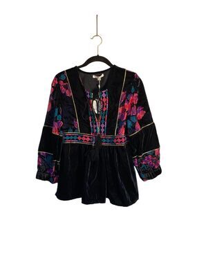 NWT America & beyond black velvet BoHo embroidered top M